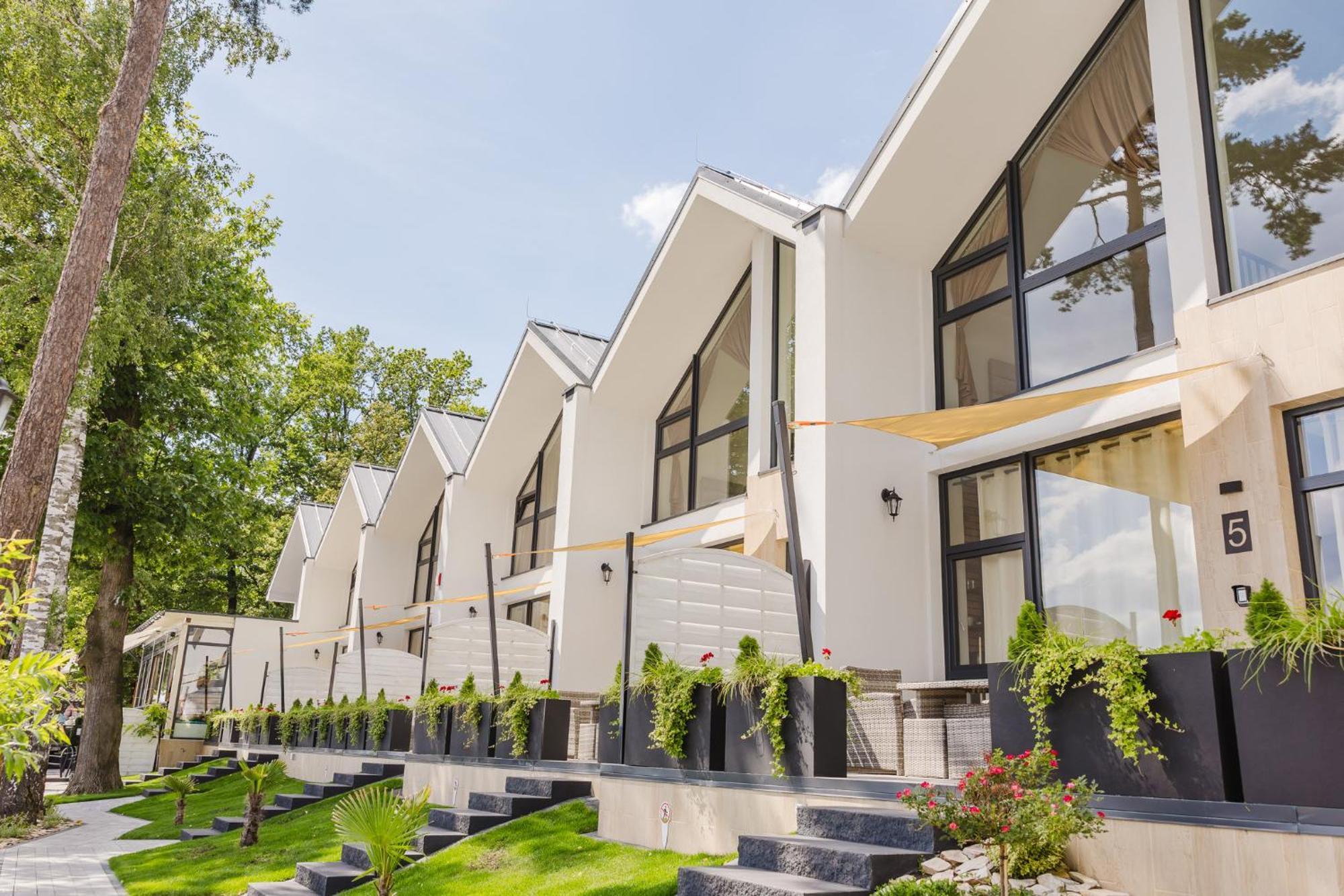 Presto Village Турава Екстериор снимка