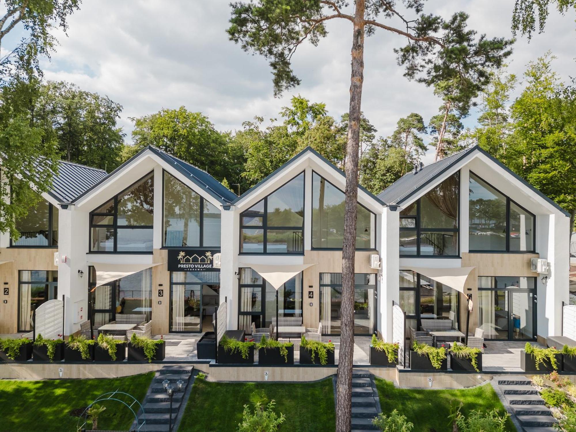 Presto Village Турава Екстериор снимка